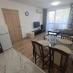 Kalia D11 Sunny Apartment *